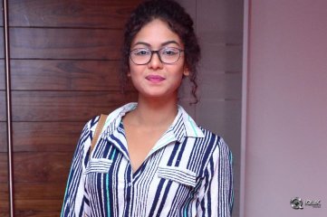 Aditi Myakal At Radio Mirchi